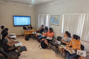 Gateway-School-of-English-GSE-classroom-technology-5