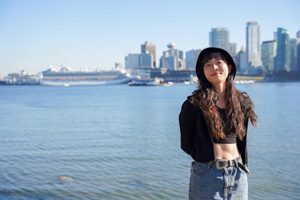 VANCOUVERGALLERY-CEM2334